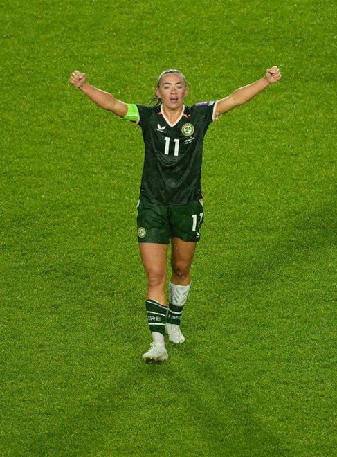 dariasmccabe's tweet photo. KATIE MCCABE 💚😮‍💨🫵🏻 https://t.co/dKR3Zacpi1