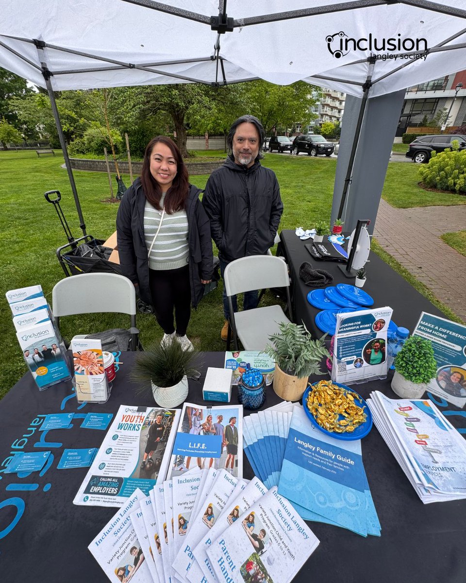 ils_connect's tweet photo. On May 15th, Inclusion Langley was at Metis Youth Day in Douglas Park. It was a joy to see traditional dance performances and connect with the community. Thank you to everyone who stopped by our booth to say Hello!

Photos by David Aguilar @aperturebyaguilar
#InclusionLangley https://t.co/Eq7cE6i6B0