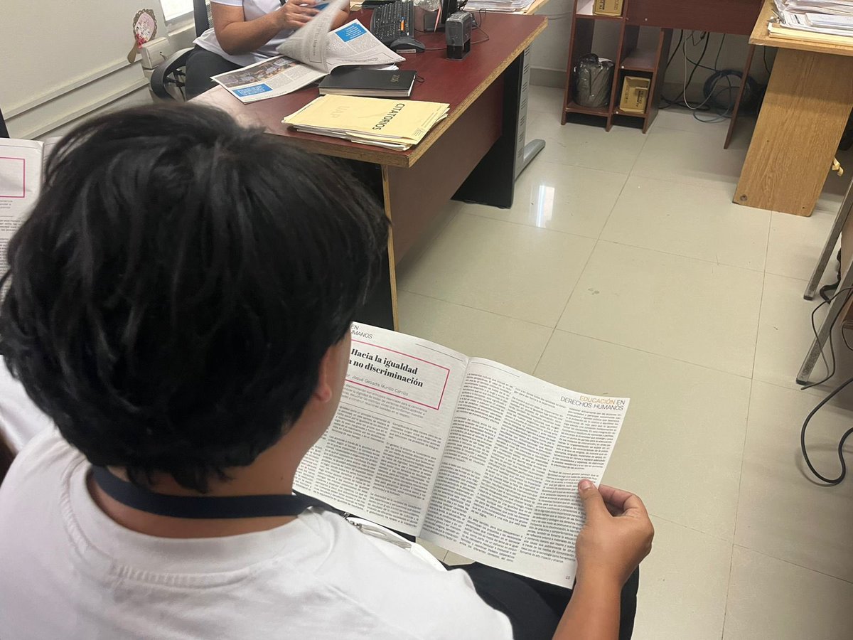 CEDHSinaloa's tweet photo. 📌 Aprovechamos nuestra visita a la Unidad de Asistencia de Preliberados Región Sur, para realizar labor de difusión de nuestro periódico “Yoris y Yoremes”, en Mazatlán 🗞️

#CEDHSinaloa https://t.co/Q4LTrqWNUK