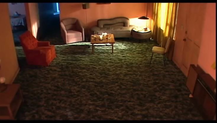 daniellewowie's tweet photo. the original #backrooms https://t.co/V67zxBVDji