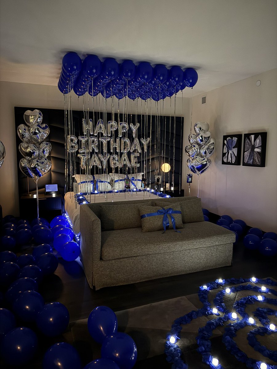 avuljess's tweet photo. Flew to ATL to decorate for Taylor’s birthday!!🤭💙 Clarke did her big one for him!! #clarkeit https://t.co/DKBX9ONWld