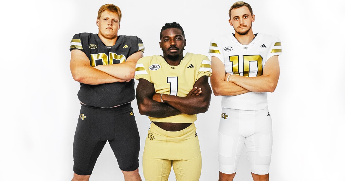 JordanJones2029's tweet photo. Excited to attend @CoachBrentKeyGT prospect camp at @georgiatechFB - Go Jackets! #georgiatechfootball #stingem #yellowjackets https://t.co/gWctZ4r0OW