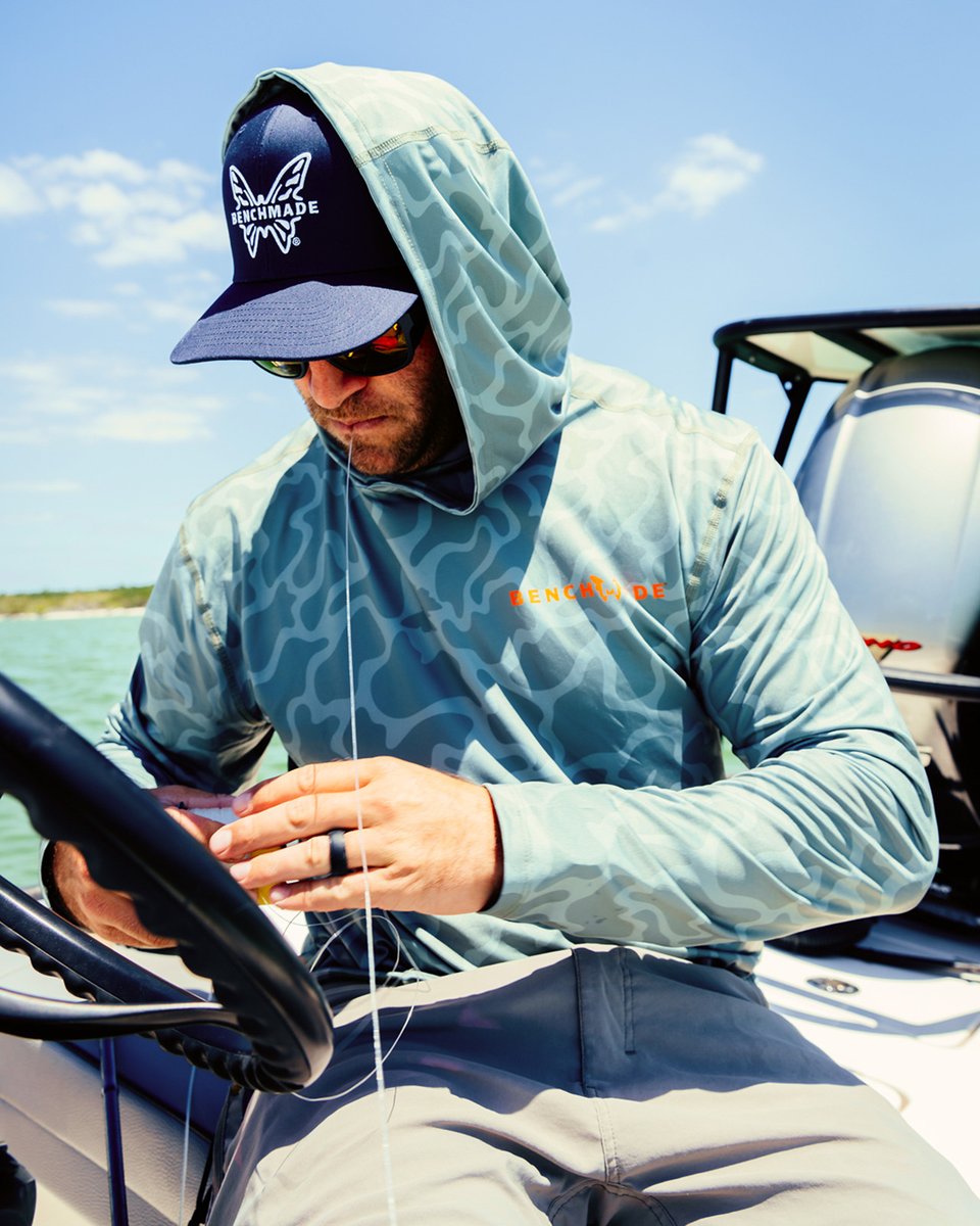 BenchmadeKnives's tweet photo. The sun doesn’t let up. Neither should your gear.

UPF 50+ protection. Lightweight, breathable, and built to move through long days on the water.

Sun Hoodie or Tech Tee, built for the same conditions.

Limited drop. Stay out longer.

https://t.co/HYv3mW8q59 https://t.co/JzOurUmSue