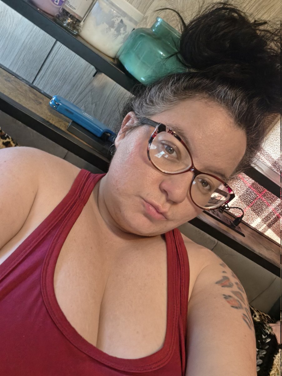 Chloe Ryan tweet media