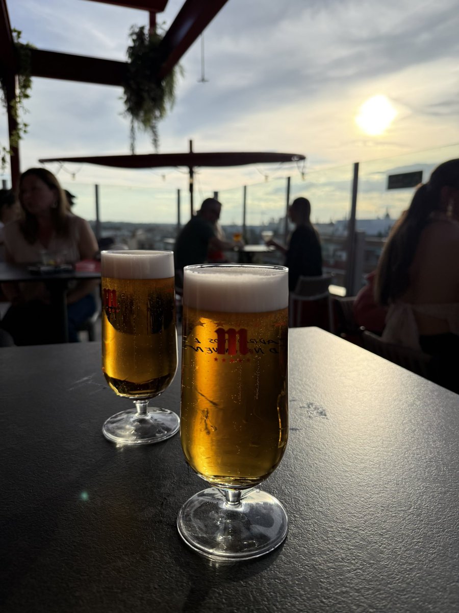 ferbucks_'s tweet photo. Un viernes guay :) https://t.co/IEwUcWV9YI