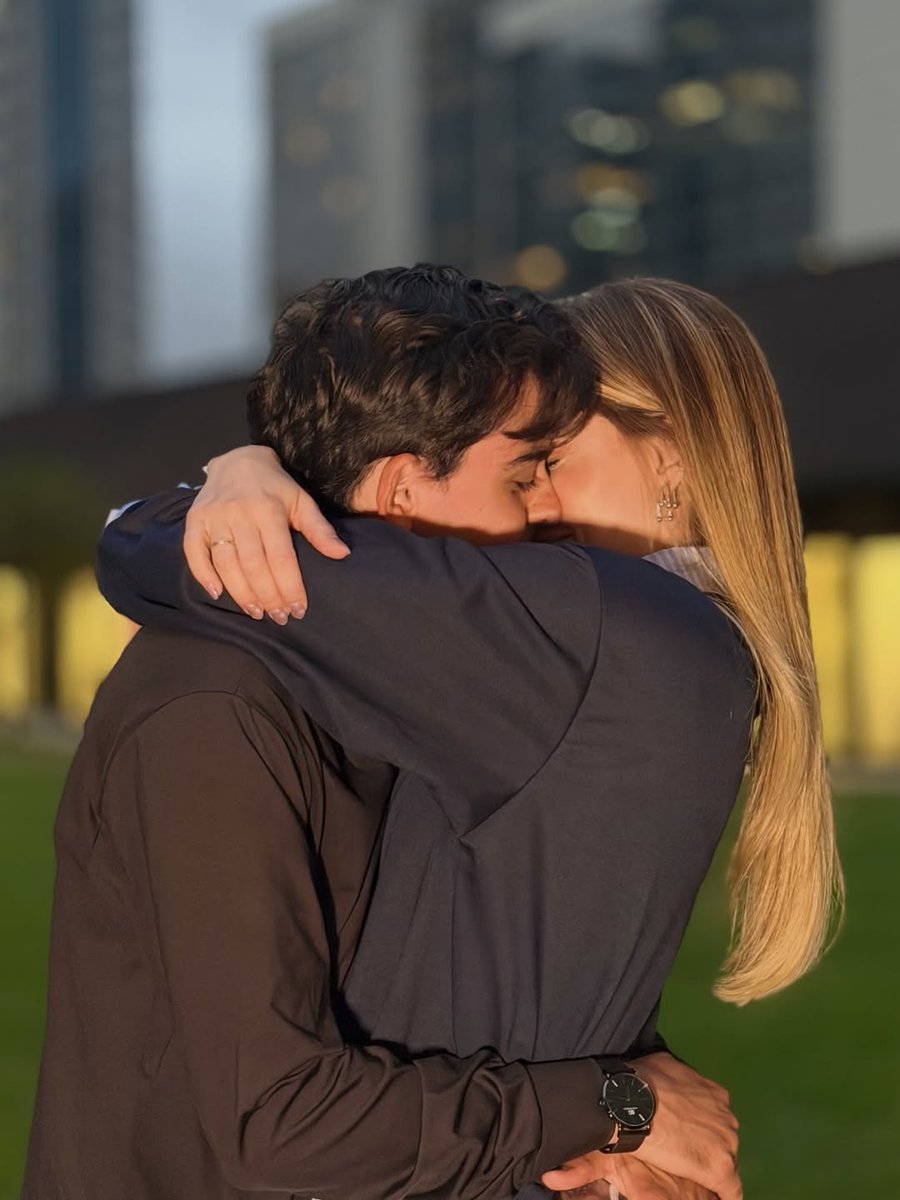 qgduducamargo's tweet photo. 💘 @assaioficial, queremos ver essa Publi acontecer! 💘

O Dia dos Namorados está chegando, e seria incrível ver uma publicidade de casal mostrando amor, companheirismo e momentos especiais que podem ser compartilhados com os produtos do Assaí Atacadista.

📢 Vamos pedir ao Assaí Atacadista que invista em uma campanha especial de Dia dos Namorados! Curtam, comentem e compartilhem para que essa ideia chegue até eles.  #Casal #Sadu