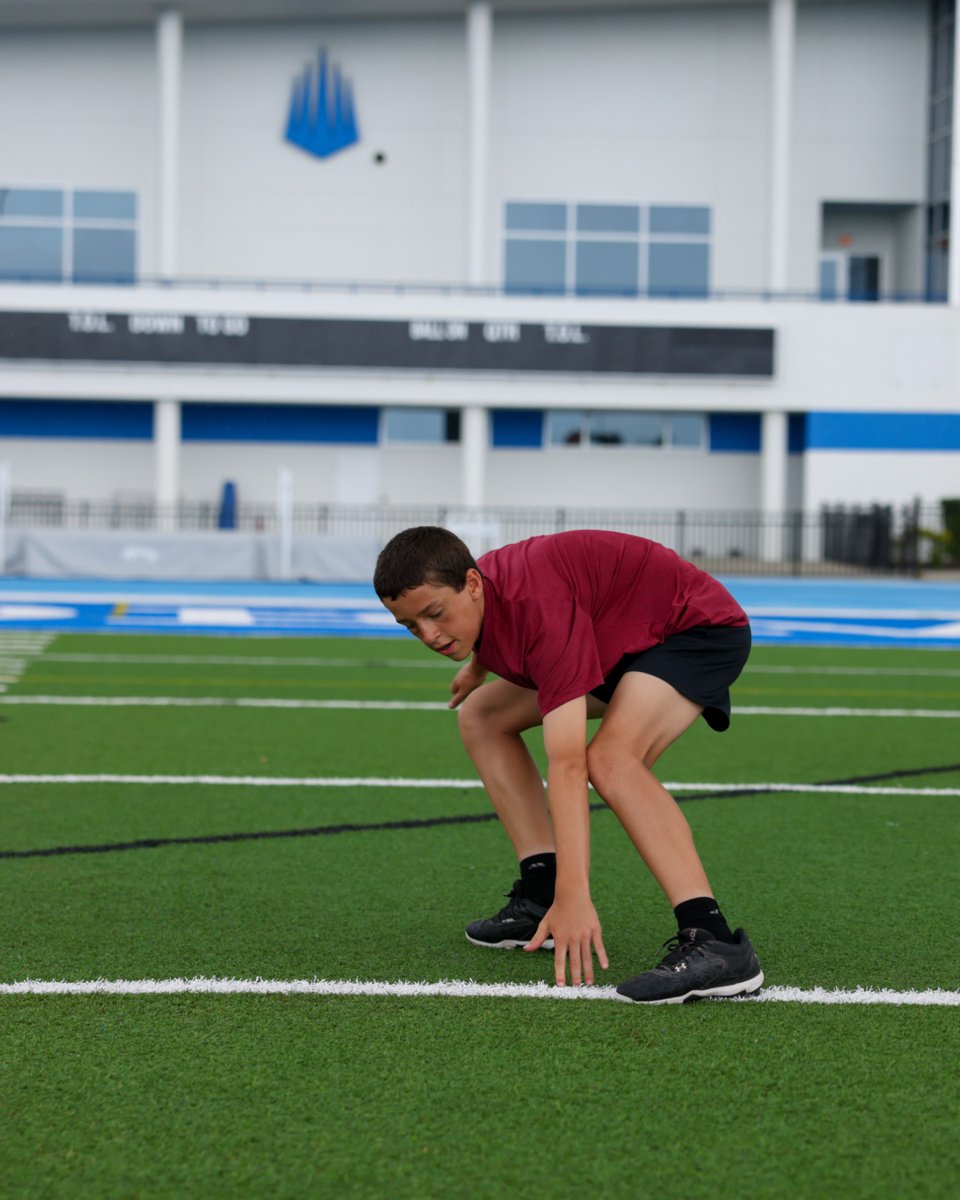 IMGAFootball's tweet photo. The season starts long before kickoff‼️ 

Summer is where athletes put in the work that shows up on Friday nights.

At IMG Academy Football Camps, athletes train in a structured environment designed to help them maximize and make meaningful progress throughout the offseason. https://t.co/WKhq7L2XRQ