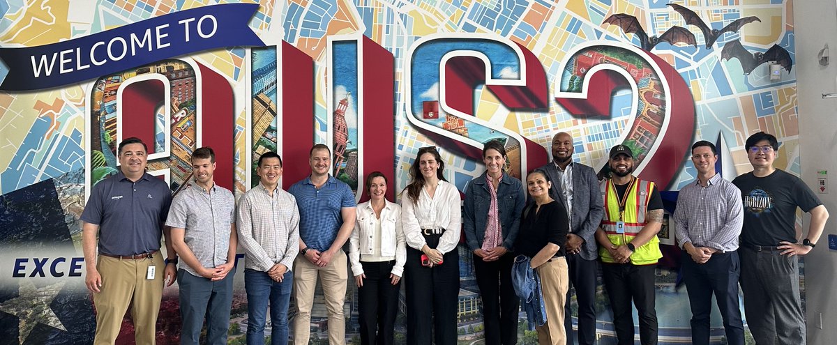 TheITIInstitute's tweet photo. What an immersive experience in Austin seeing how the tech stack interacts to drive AI &amp; American innovation. 🇺🇸 Thanks to @amazon, @AMD, @Applied4Tech, @Cisco, @Dell, @Google, @nvidia, @SamsungUS, @SchneiderElec, @TACC, @UTAustin &amp; @Zoom for showcasing U.S. tech. https://t.co/gFl4WEsXJw