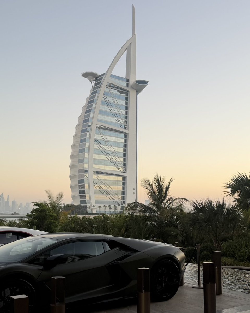 l221lll's tweet photo. اتقهوى مقابلك واتحلّى سواليفك🤍' https://t.co/yKK5rOhY96