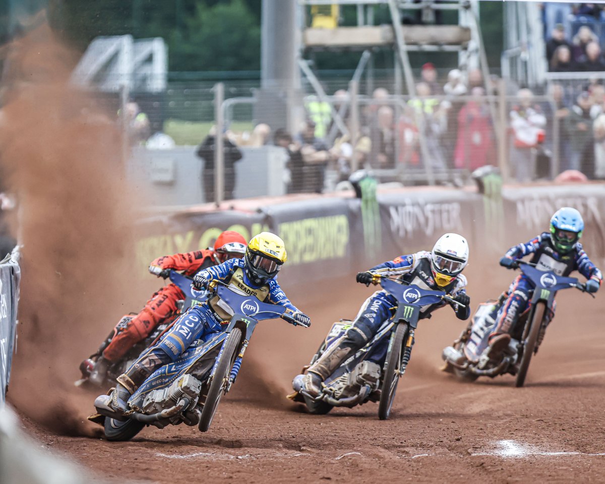 SpeedwayGP's tweet photo. All action in Manchester 🔥

#SGP #BritishSGP https://t.co/9t32oU4ws8