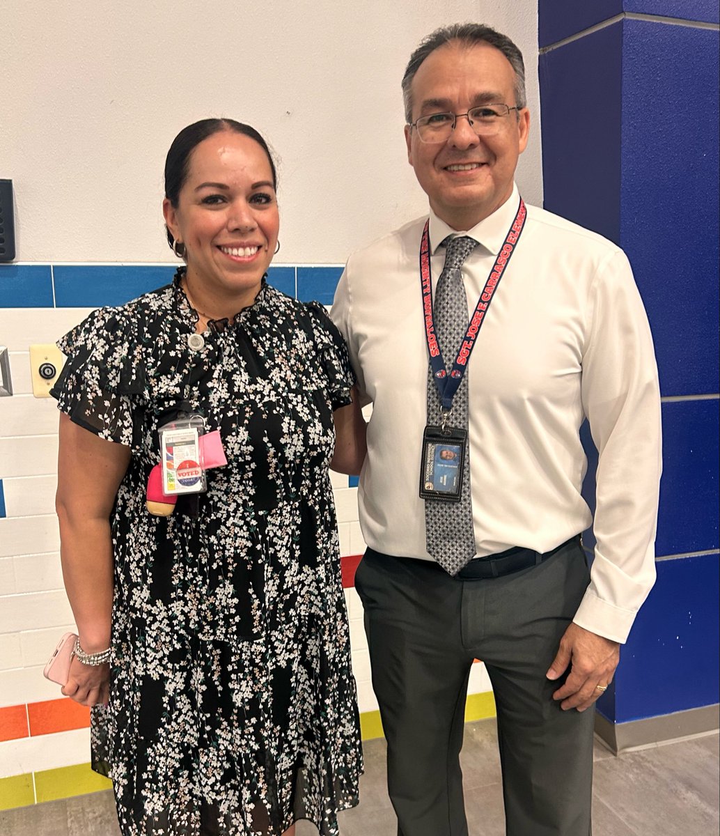 JFCarrasco_JCE's tweet photo. We formally introduce our new principal, Ms. Jennifer Marquez! We are excited to begin this new chapter in our history with your leadership. 
We look forward to learning and growing with you! 
Welcome to The Herd! 🦬❤️ #JCEbuffaloes #TeamSISD #AllIn https://t.co/OeugrF7Sp1