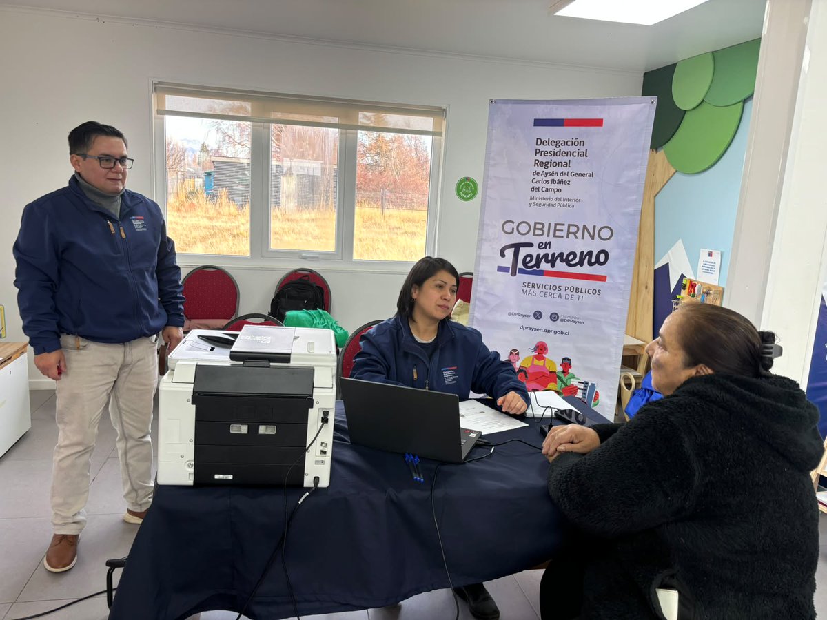 DPRAysen's tweet photo. 🔥 Activación de Cupón Gas en el territorio

Hoy llegamos hasta Valle Simpson, Balmaceda y Villa Frei para apoyar a vecinos en la activación del Cupón Gas. 🤝 https://t.co/FC9TJHrwrH