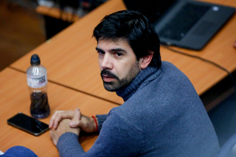 chvnoticias's tweet photo. Nuevo revés para Joaquín Lavín León: Corte Suprema rechaza recurso de amparo y seguirá en prisión

Más detalles acá➡️https://t.co/MAPa3Th5ke https://t.co/2gijAMlllE