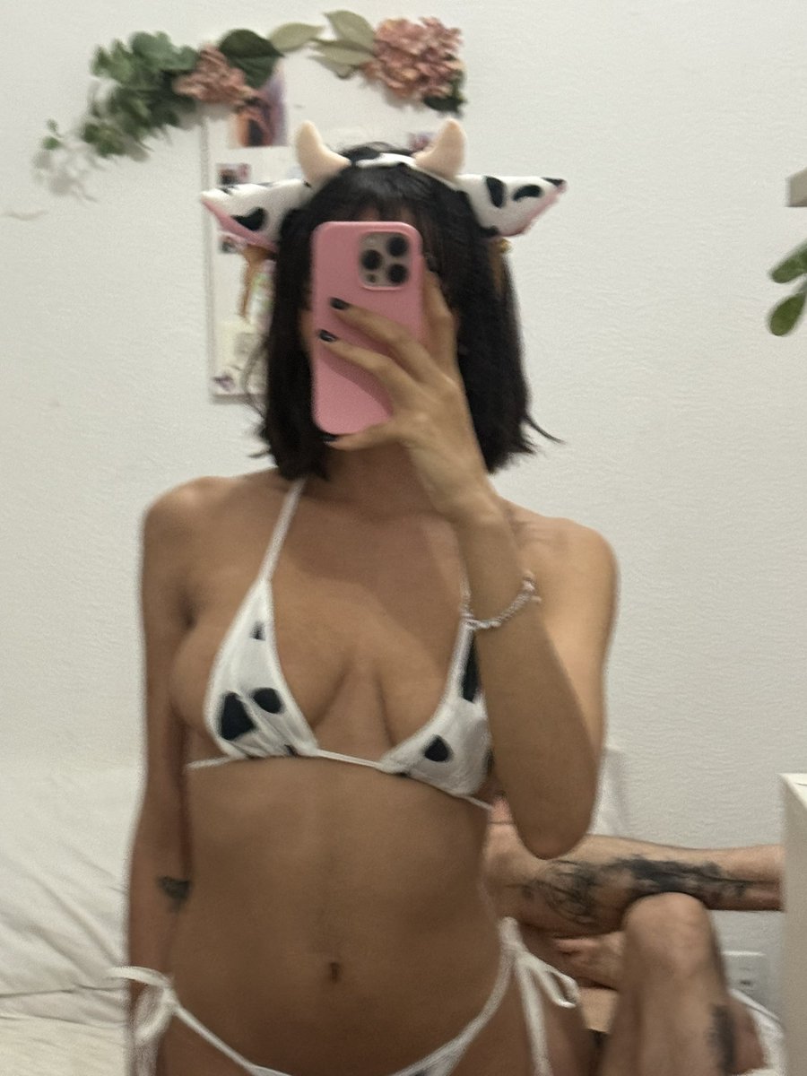 stefsofc's tweet photo. Sou uma vaquinha gatinha https://t.co/os900WB7cx