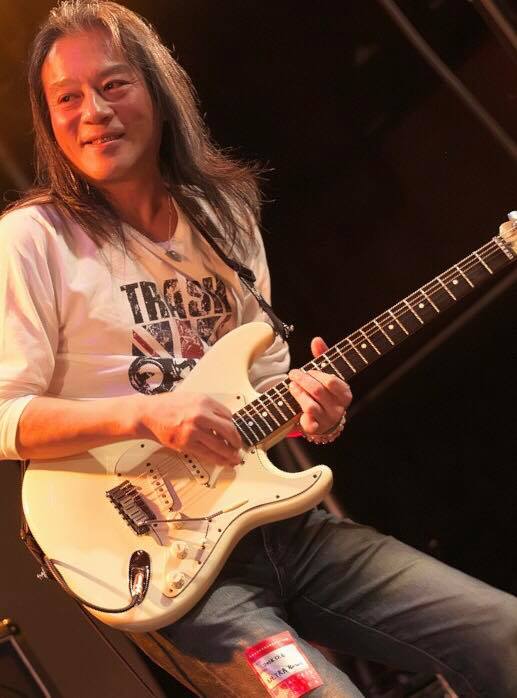 SatoshiKayama's tweet photo. 2026年8月1日（土）
「丸山正剛 Birthday LIVE Vol.64」
開場 17：30　開演 18：30
MUSIC CHARGE
【予約】￥3,500　【当日】￥4,000
●出演
　丸山正剛(Gt,Vo)
　木村健治(Ds)

https://t.co/2BKyAsc0X9 https://t.co/aUveW6F8n5