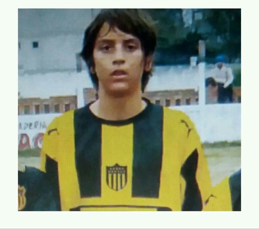 ManyaNews's tweet photo. EL DATO

16 de los 26 jugadores que representarán a Uruguay en la Copa del Mundo son hinchas de Peñarol (61,5%) https://t.co/O5eM1T2bXS
