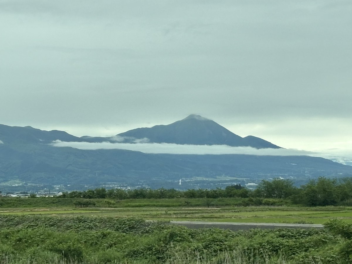 fukusimaaizu's tweet photo. おはようございます
気温16度の少し肌寒い会津の朝です
佳い週末をお過ごしください
#空ネット https://t.co/05MWS90Y4o