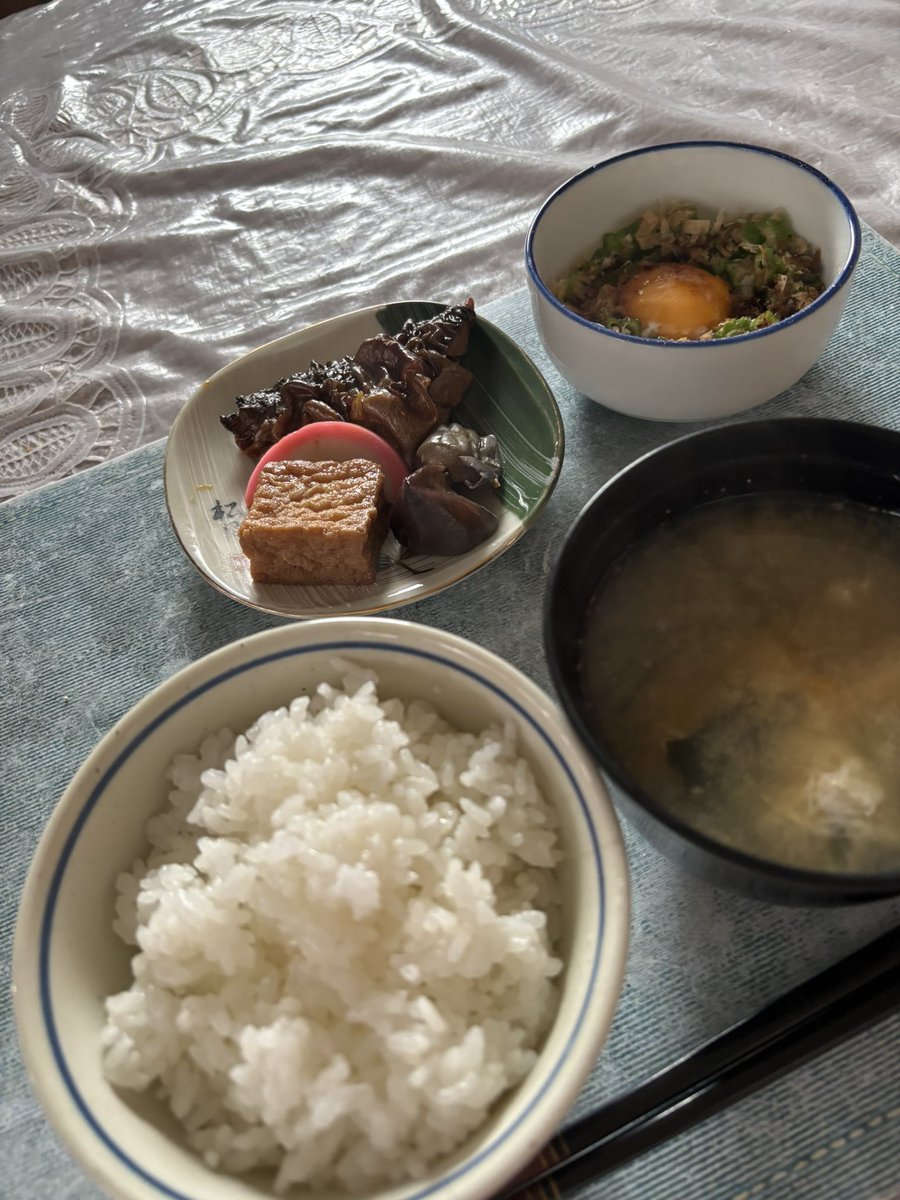 narazuki's tweet photo. 20260606 夜中に「飛鳥・藤原の宮都」が世界文化遺産に登録される見通しのニュース   嬉しいような、悲しいような    どんどん人が増え、俗化して行っちゃうんだよね
なんか飛鳥に行きたくなってきたなぁ
#朝ごはん #朝食  #breakfast #早餐 https://t.co/p9ySDcX9FG