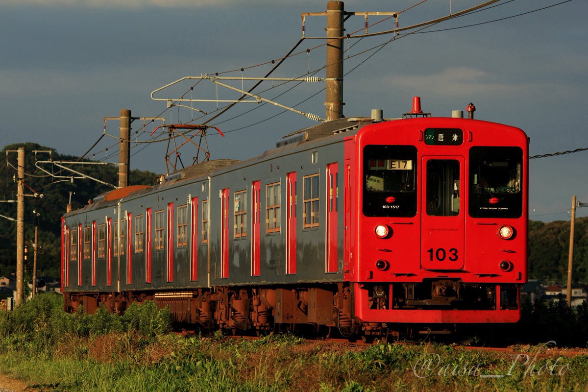 aisa_Photo's tweet photo. なんか119系と103系がっていうけどどっちかっていうとこれとの違いがわからんとかならまぁ同じような顔やし…？
っていう話じゃなくて？
(119系は写真持ってなかった) https://t.co/gyNe9qc7mG