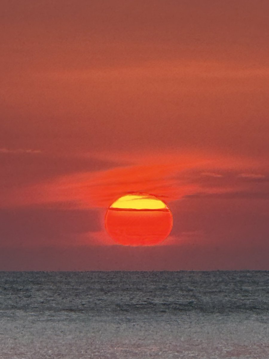 soline121's tweet photo. Local Sun ~ Electricidad infinita https://t.co/ulfdrbt9Oj