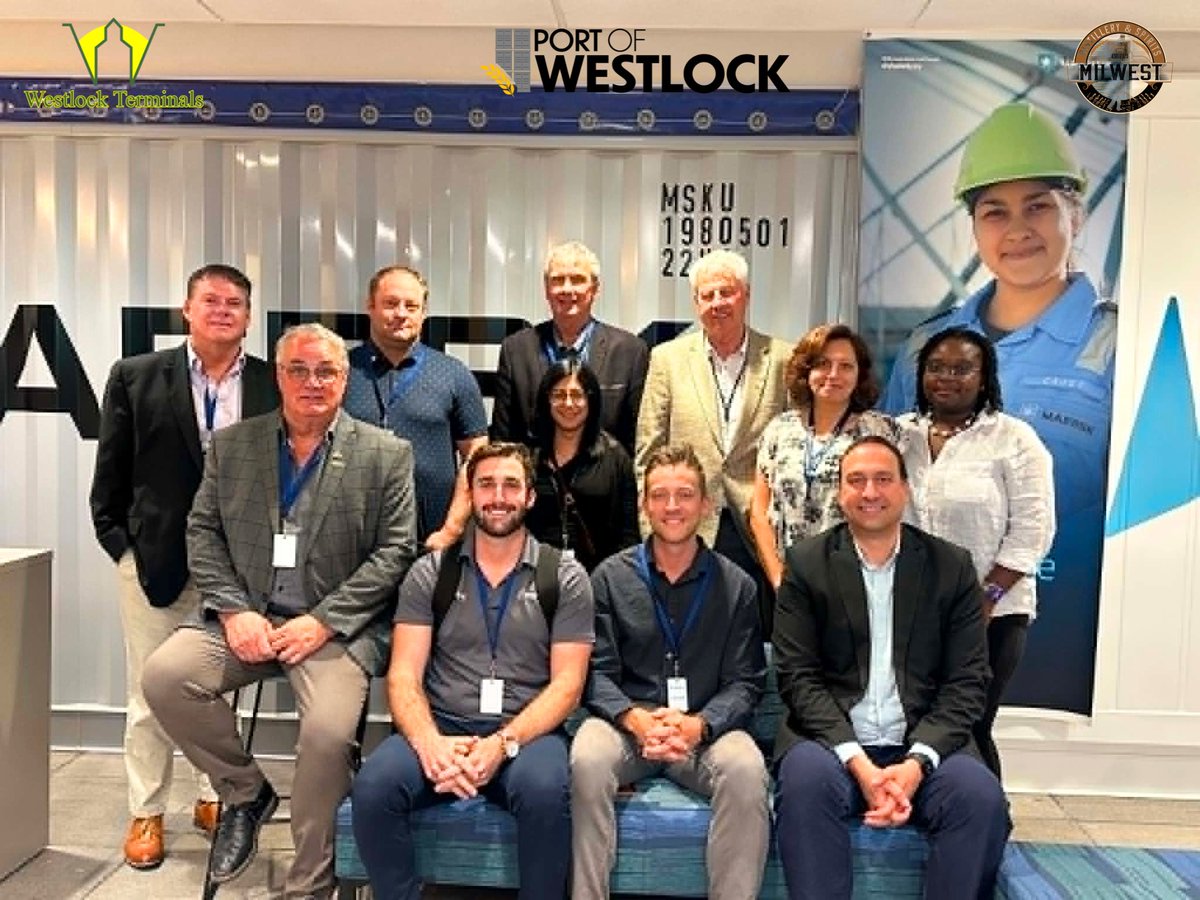WTLTerminals's tweet photo. π· Global opportunities often begin with a simple conversation.
#AlbertaBusiness #TradeConnections #Partnerships #FreyCommodities #APMollerMaersk #MadeInAlberta #ExportingAlberta #WestlockTerminals #WTLTerminals @WTLTerminals #PortOfWestlock #MilwestDistillery @MilwestSpirit https://t.co/Qez2iWDBT3