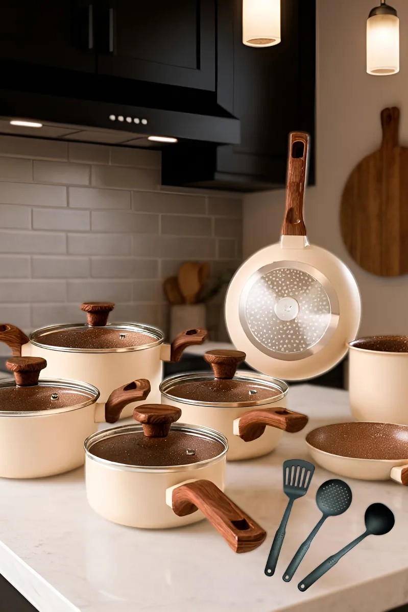 Dahoraofertas's tweet photo. 💖 Cozinhar fica muito mais prático com um Jogo de Panelas Cerâmico Antiaderente 10 Peças para Indução!
✨ Design moderno, antiaderente e ideal para deixar sua cozinha linda e funcional 🍲

Link aqui : 👉 https://t.co/W9GvL45eq2

#panelas #jogodepanelas https://t.co/HbY2pzjtso