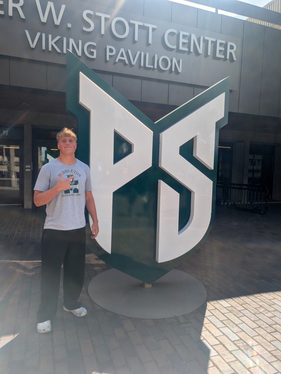 LudwigGavin7's tweet photo. Stopped by @psuviksFB to take a look at their amazing campus while on my way to the @THENWSHOWCASE Looking forward to tomorrow 🤙 

@CoachFisk 
@coachbradycrane https://t.co/W9vnl67JWT