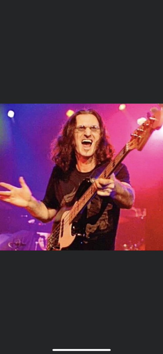 vivien2112's tweet photo. @odeac36 Good evening Osmar!
Have a great Geddy Friday night!💙 https://t.co/ezZ6vzYwnm