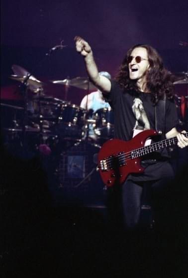 vivien2112's tweet photo. @odeac36 Good evening Osmar!
Have a great Geddy Friday night!💙 https://t.co/ezZ6vzYwnm
