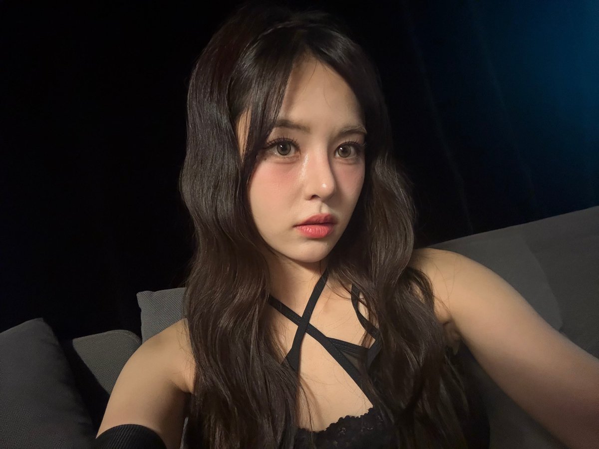 euarchived's tweet photo. b.stage update 🐈‍⬛🖤 https://t.co/fb8ueV7raA