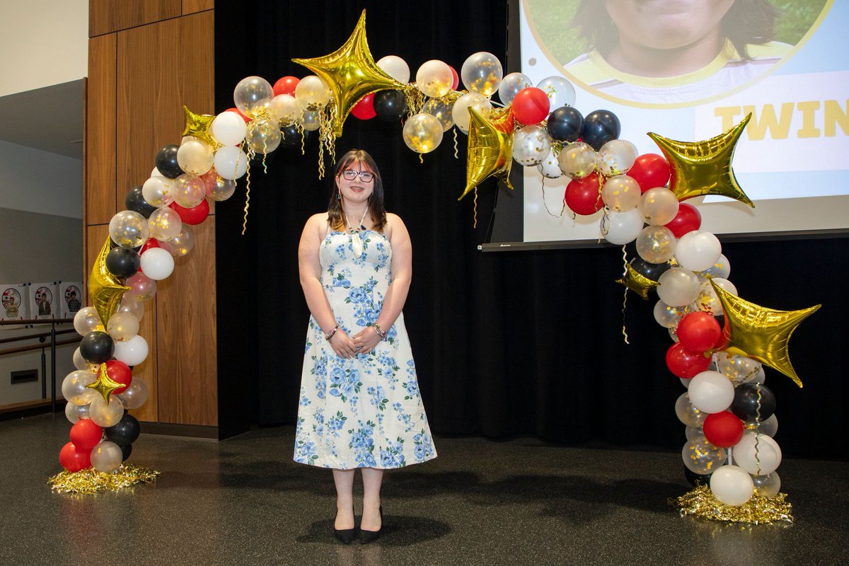 FWPS210's tweet photo. 🌿 Honoring Native excellence! FWPS celebrated 37 Native seniors with cultural traditions, gifts, and treats prepared by FWHS culinary students. Seniors also recognized impactful staff with heartfelt words. Learn more at https://t.co/DAKV2nMEFv 

🎓✨ https://t.co/YxQmm5txY5