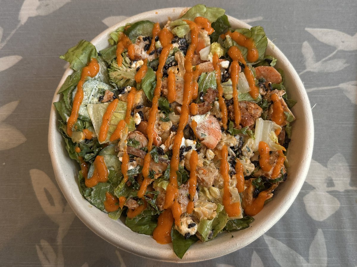oatposting's tweet photo. fav salad place in the world (new jersey) is on doordash now💝💝 also how do we like these shoes with this dress i have a wedding coming up… perhaps switching to black https://t.co/Pcwfv5HMkK