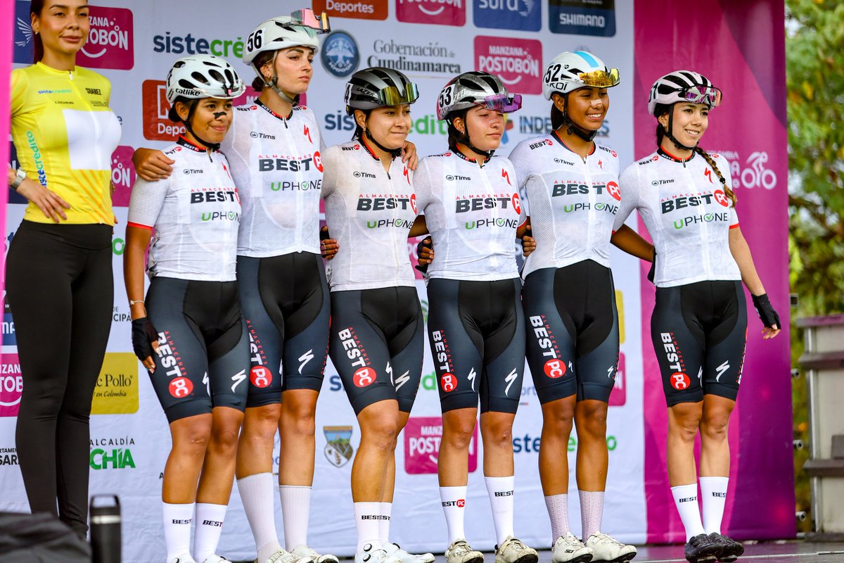 TeamBestPC's tweet photo. ¡Pedaleamos bajo la lluvia 🌧️ ☔!

Tras la cuarta etapa de la #vueltaacolombiafemenina nuestra guerrera Marcela Peñafiel es la mejor ecuatoriana 🇪🇨 ubicada en la general. 

2️⃣ 0️⃣ Marcela Peñafiel 
4️⃣0️⃣ Mikela Molina 
7️⃣0️⃣ Ana Torres 
7️⃣1️⃣ Milagros Fuentes 

#SomosUnaFamilia https://t.co/AEwgEKzJ9j