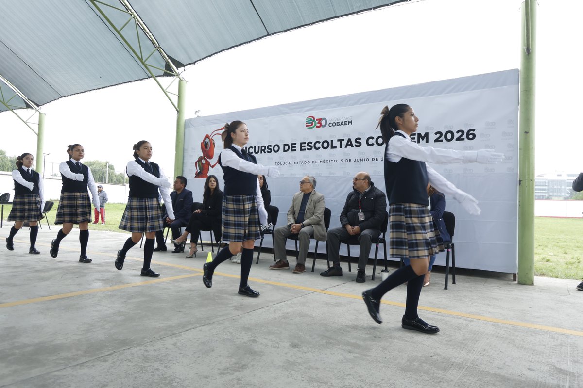 COBAEMex's tweet photo. Disciplina, compromiso y trabajo en equipo se hicieron presentes en el Concurso de Escoltas en el @06Plantel. 🇲🇽✨

Felicitamos a todos los participantes por su dedicación y por representar con orgullo los valores cívicos que fortalecen nuestra comunidad. 🏫

#SomosCOBAEM https://t.co/Ay4hEPFcug