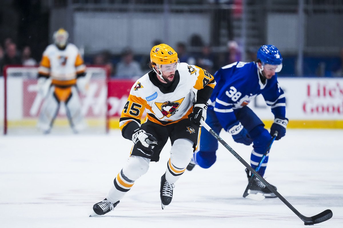 WBSPenguins's tweet photo. Let’s get going!
Starters:
Harvey-Pinard - Koppanen - Howe
Pickering - Brunicke
Murashov
📻 https://t.co/TDfr70qXBT
📺 https://t.co/CrNDVVHuPj
#HitsDifferent https://t.co/CLzWSWr7sf
