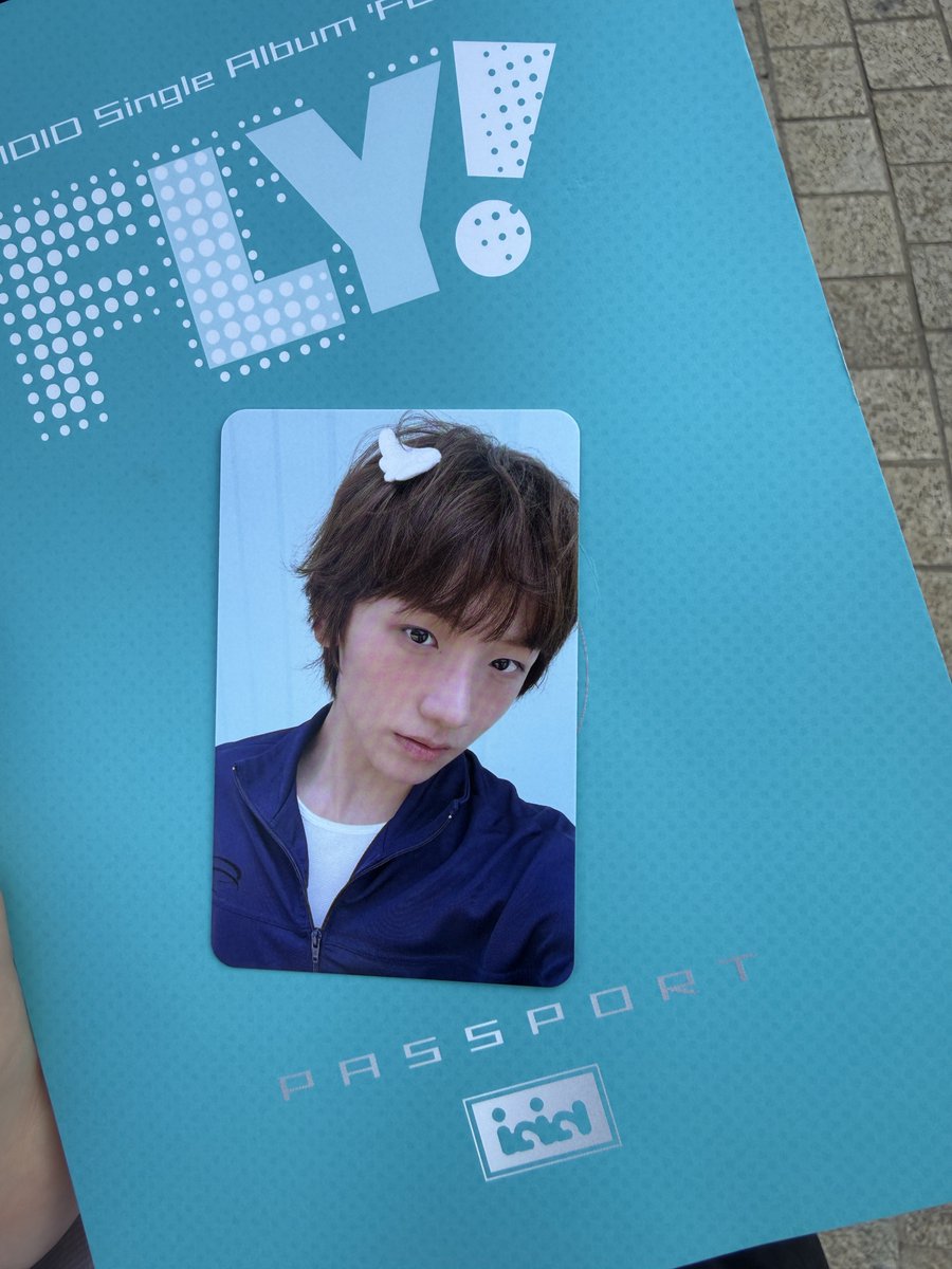 Bluue200's tweet photo. 아이딧 2주차 음중 포카 교환

위딧: 원빈 https://t.co/lQbLiUlGEt