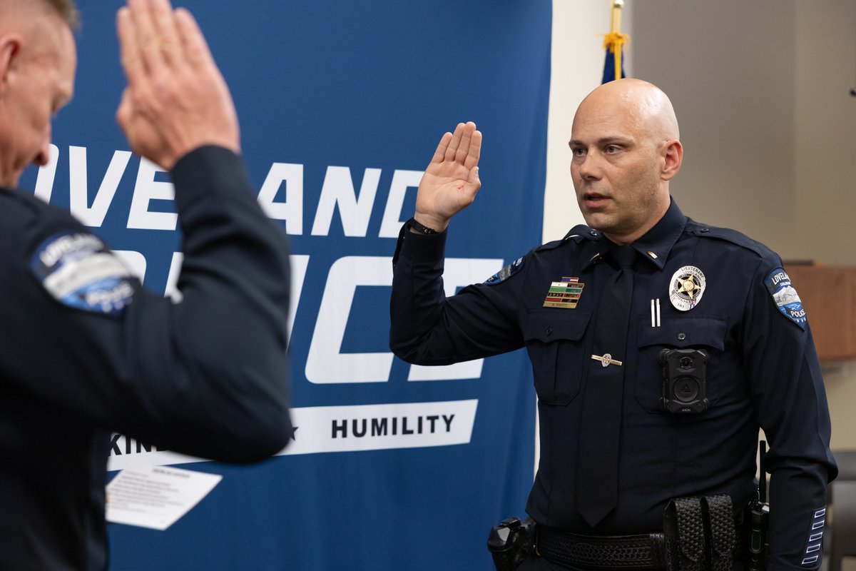 CityofLoveland's tweet photo. Congratulations to the newest members of the Loveland Police Department and those who earned promotions this year! 👏

Tuesday’s badge pinning ceremony celebrated these milestones and the dedication of those who serve our community.

Thank you for helping keep Loveland safe. 💙 https://t.co/AdjQqNXSuK