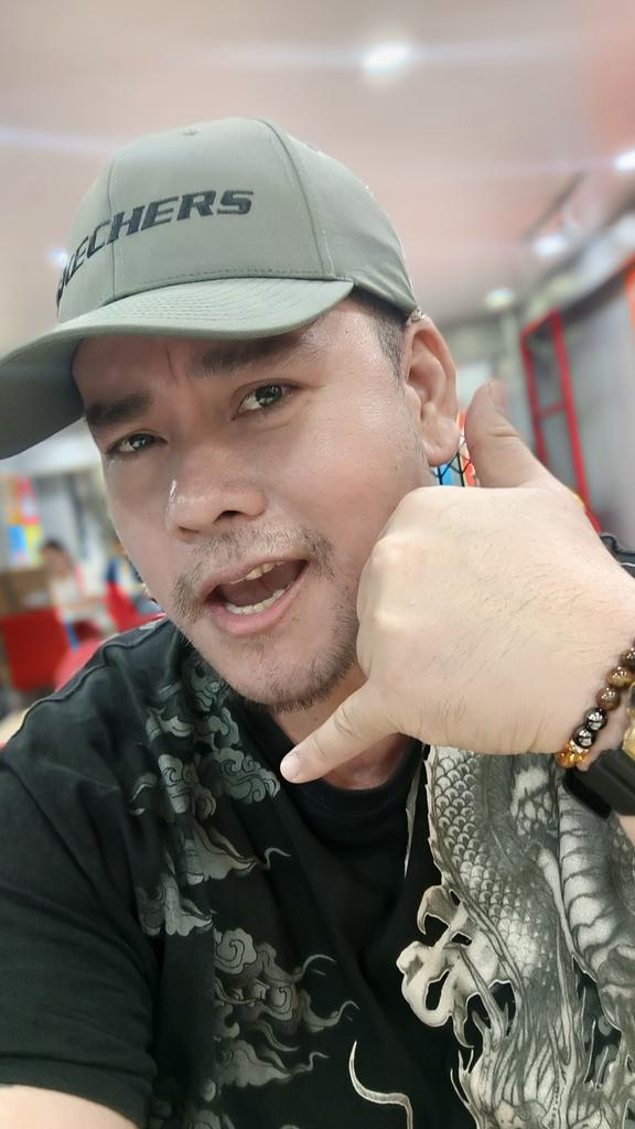 SQUISHYDADDY tweet media
