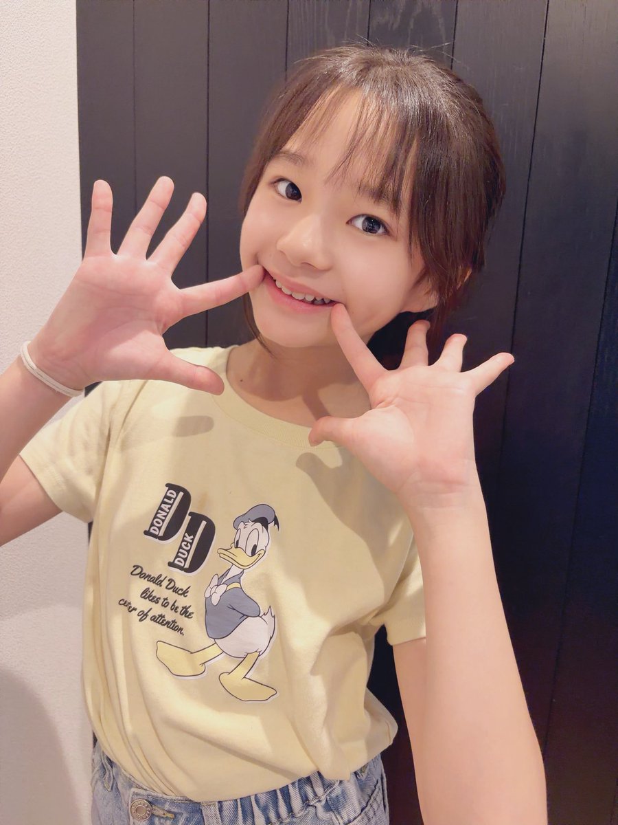 DP_SARII925's tweet photo. おは🪄さりい🪄·͜· ❤︎

今日は🫶🏻︎💕✨️
めるちゅさんのライブ🎤🎼
があるよー٩( ᐛ )( ᐖ )۶
なんと👏✨
🎁 お目当て入場→
メンバー全員とハイタッチ🙌🏻
ヾ(*´∀`*)ﾉ ｷｬｯﾎｰｲ!!!

みんなめっちゃ楽しんできてね💕︎
📣(ˊᗜˋ*)و⚑" https://t.co/IH29QRlC3s