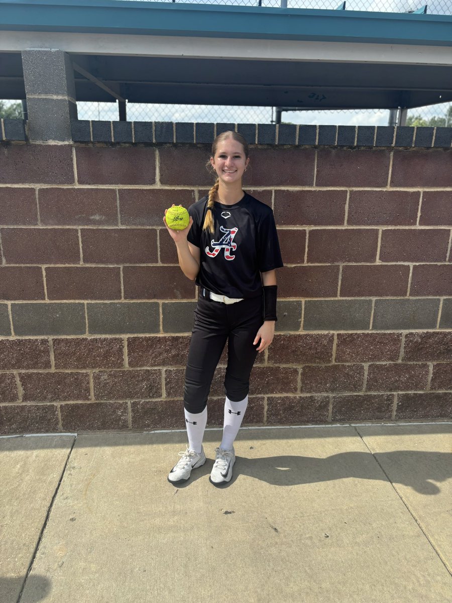 AcesMeirowsky's tweet photo. Home run hitters! Way to go girls! @chassidyb27 @KevinBrunton02 @savannahgering @geringmorgan @hardyhar10 

@USASoftball @Aces_SoftballKC @AcesMeirowsky @SoftbalAmerica @MaxPreps @PrepSoftball @D1Softball https://t.co/XsRkWt0l2l