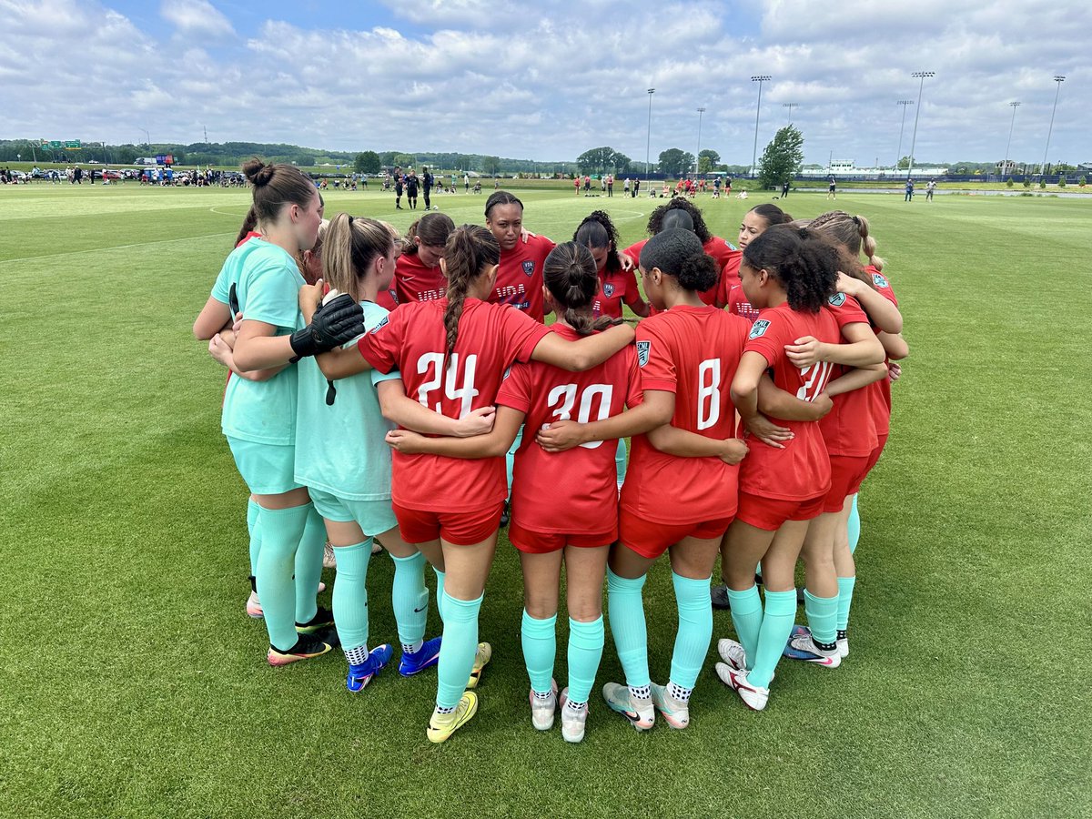 vdasoccer's tweet photo. Congratulations to our 2010G team on advancing to the Teal Rising Elite Cup semi-final! 👏🏼

#LetsGoVDA https://t.co/RivovMWTnu