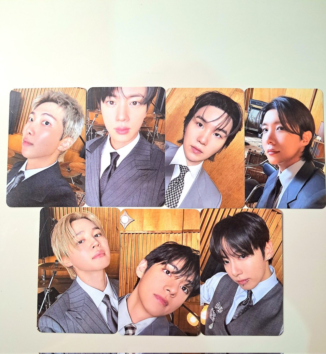 injiminst's tweet photo. THEY'RE HOME https://t.co/YhbdDBYI1C