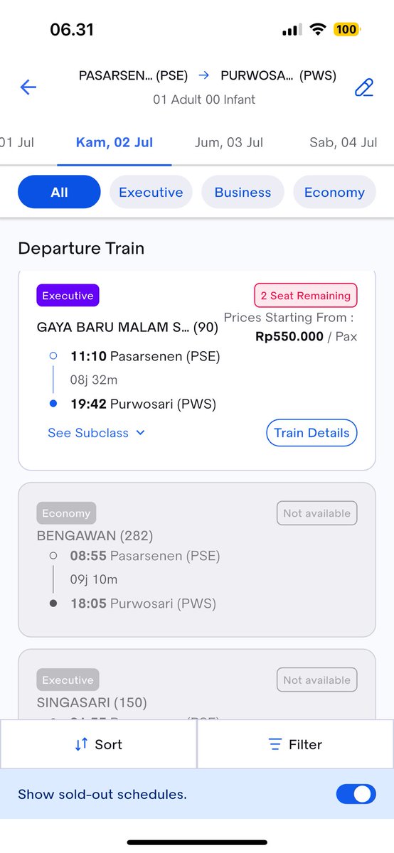 itskrmcd's tweet photo. ini kereta pasar senen purwosari emg skrg udh tinggal se sedikit ini kah? udah instal ulang tp ttp kayak gini… udh lama ga war kereta agak shock juga melihat list kereta ekonomi nya cuman satu https://t.co/qlt3i57qo0