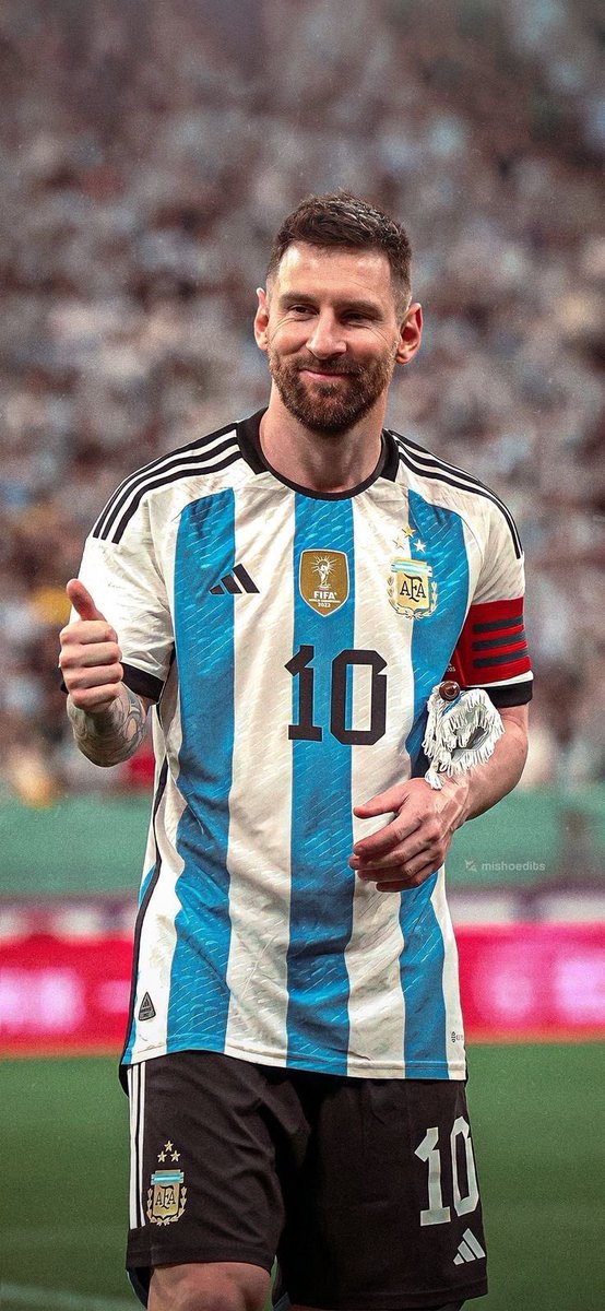 Joshua__Ubeku's tweet photo. 🚨💣💥| Lionel Messi is now a billionaire, the first World Cup champion to reach this feat! 💵🐐 https://t.co/nF5UjqJ0TL