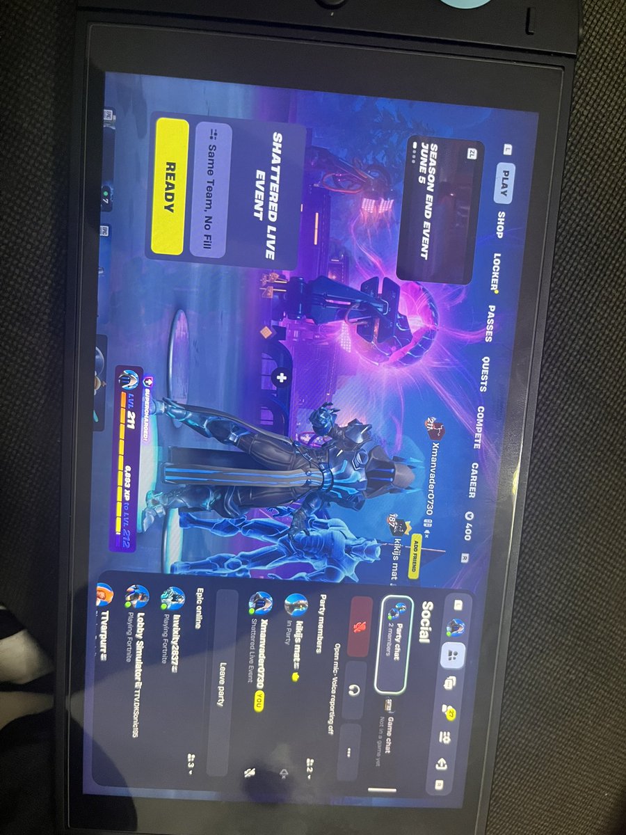 JuliusSkull's tweet photo. @JustTeddii Tim I found a funny bug, I was still on the game on my Switch 2. My switch turned off and then I turned it back on after the event ended and I was in lobby lmao https://t.co/uQUY3CykVr
