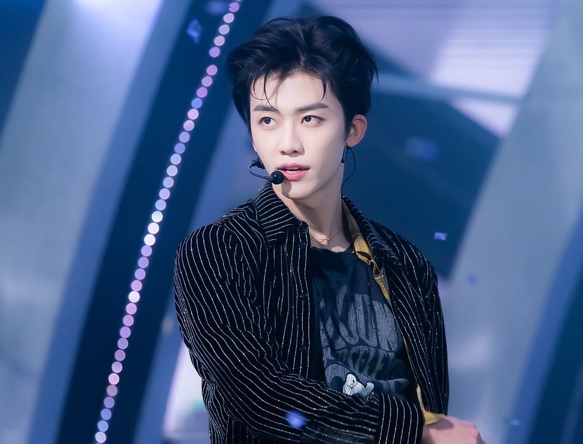 mining_77's tweet photo. work it 흑발 나재민 개처조음 진짜🤦‍♀️💕 https://t.co/Novl9x7auZ