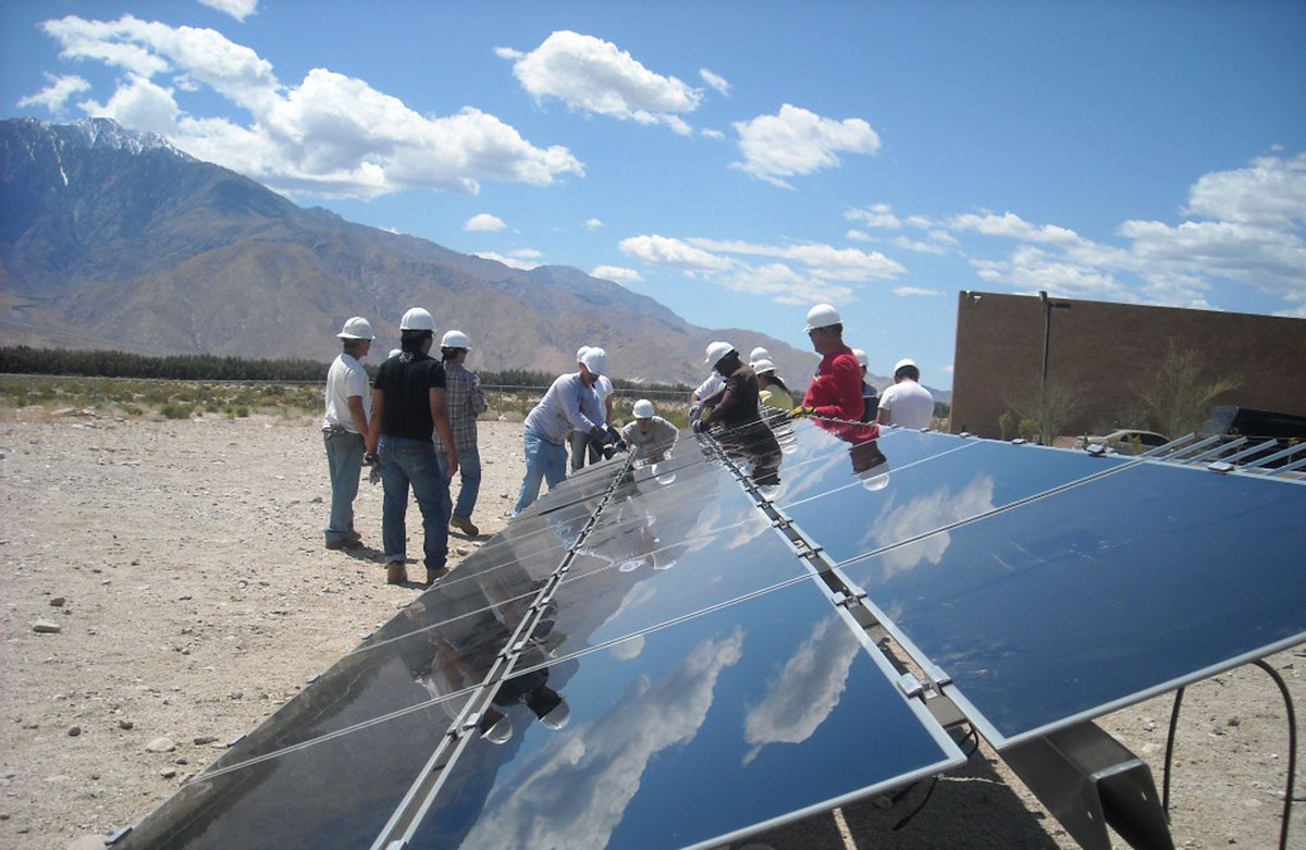 CalCommColleges's tweet photo. 🌍 #WorldEnvironmentDay: Climate Action Through Education

Visit https://t.co/qd7ObHceIC &amp; explore programs in sustainability, environmental science &amp; green tech. #CaliforniaCommunityColleges are leading the way in climate action through education.

#Vision2030 #ICanGoToCollege https://t.co/IX0htnlnYx