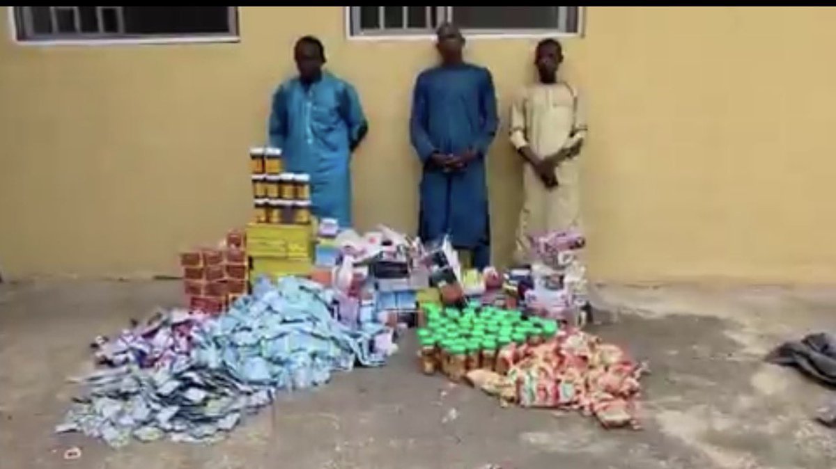 jkings586's tweet photo. The DSS and forest guards intercept consignment of medical supplies allegedly destined for wounded ISWAP fighters in Borno state https://t.co/flVMzv3lEt