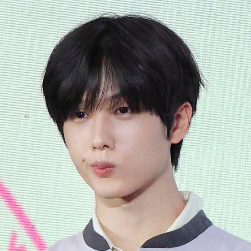imjipeu's tweet photo. cutie cutie https://t.co/FzPtJ1A64b