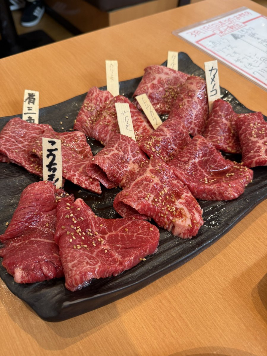 tomoya__fukui's tweet photo. 減量中の唯一の楽しみは今まで行った焼肉の写真を見返すこと🍖
焼肉大好きファイターです🫃 https://t.co/jn3CU7nCDs